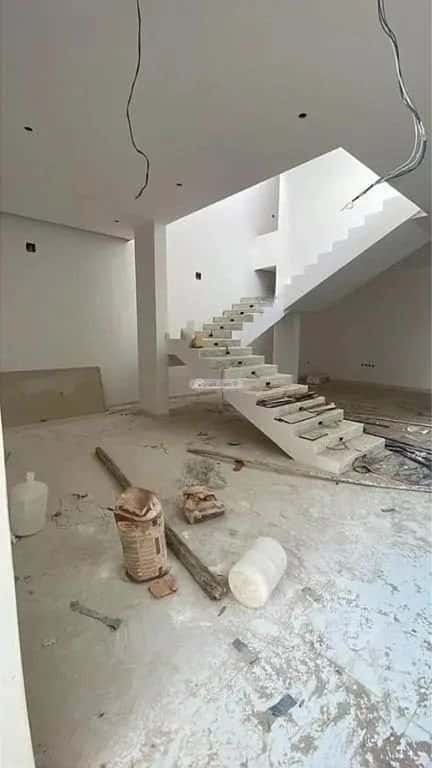فيلا 6 غرف في المهدية 5