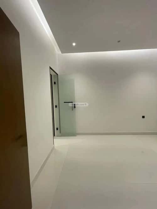 6 bedroom villa in Al Mahdiyyah 3