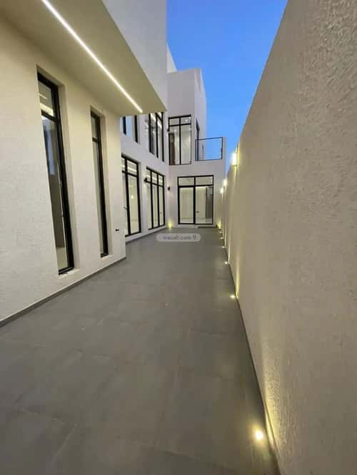 6 bedroom villa in Al Mahdiyyah 4