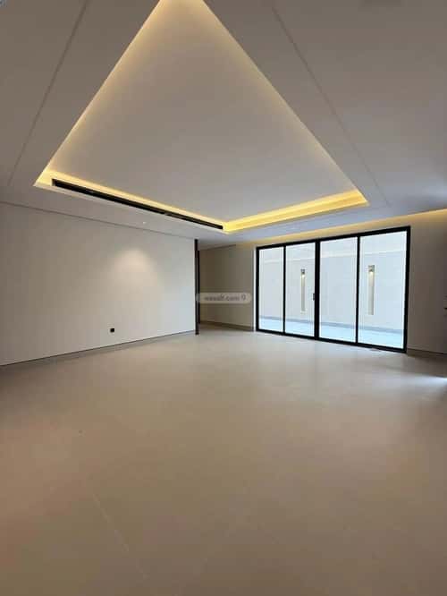 6 bedroom villa in Al Mahdiyyah 1