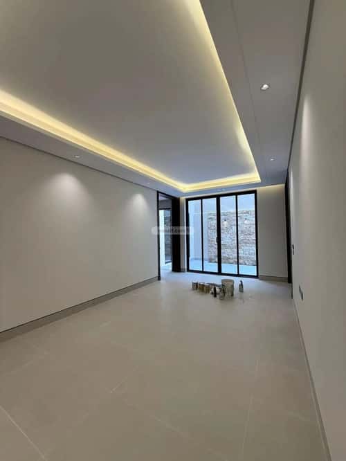 6 bedroom villa in Al Mahdiyyah 9