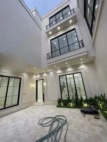 5 bedroom villa in Al Mahdiyyah 5