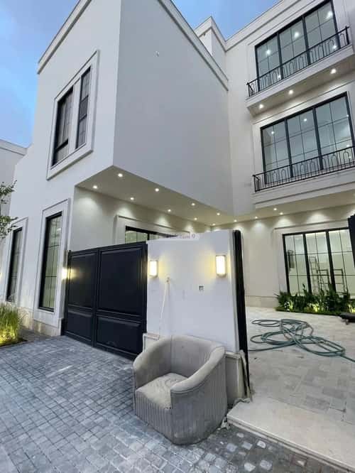5 bedroom villa in Al Mahdiyyah 5