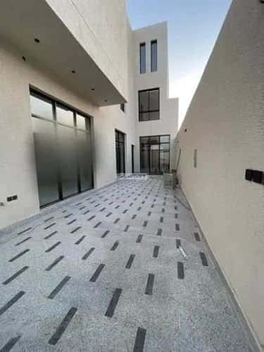 فيلا 6 غرف في المهدية 5