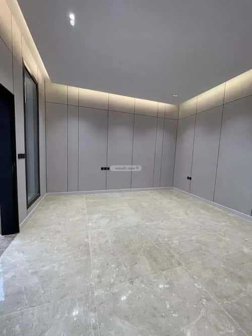 6 bedroom villa in Al Mahdiyyah 3