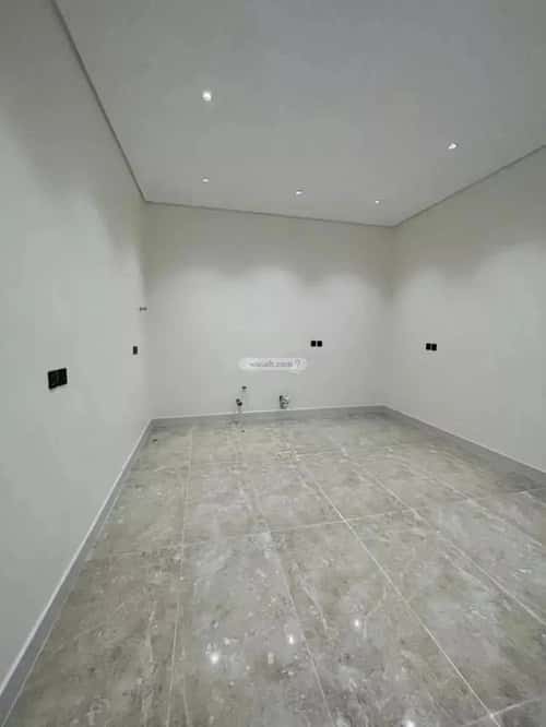 6 bedroom villa in Al Mahdiyyah 4