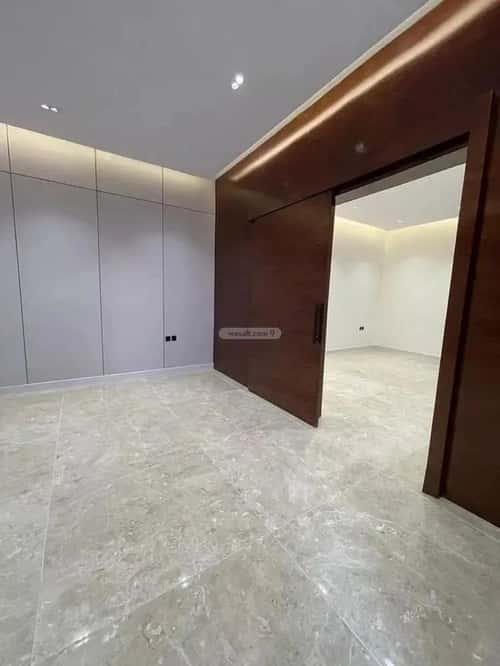 6 bedroom villa in Al Mahdiyyah 5