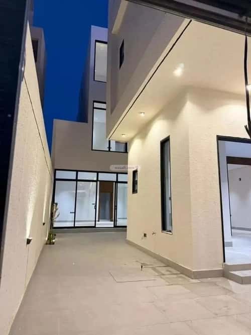 6 bedroom villa in Al Mahdiyyah 3