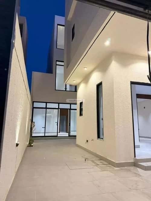 6 bedroom villa in Al Mahdiyyah 3