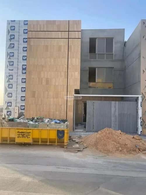 5 bedroom villa in Al Mahdiyyah 2