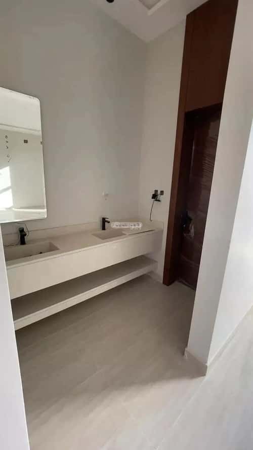 6 bedroom villa in Al Mahdiyyah 4