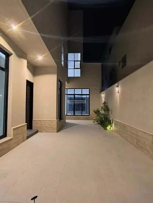 6 bedroom villa in Al Mahdiyyah 8