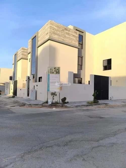 6 bedroom villa in Al Mahdiyyah 1