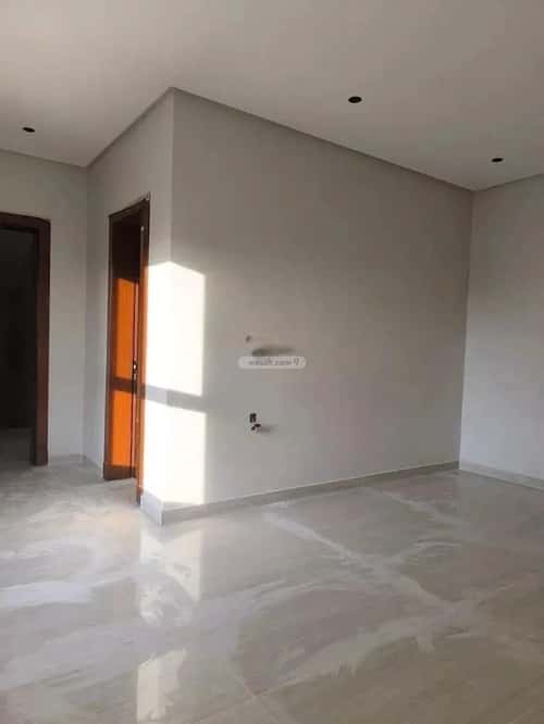 6 bedroom villa in Al Mahdiyyah 3