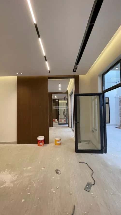 5 bedroom villa in Al Mahdiyyah 3