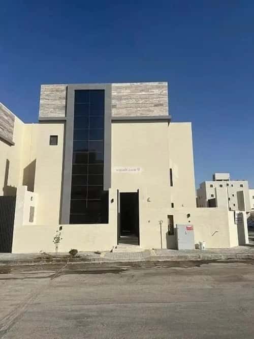 6 bedroom villa in Al Mahdiyyah 4