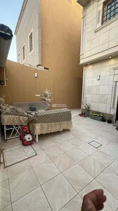 9 bedroom villa in Al Aridh 6
