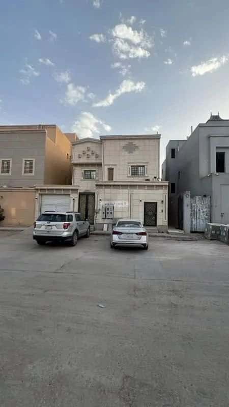 9 bedroom villa in Al Aridh 8