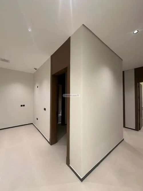 4 bedroom floor in Al Aridh 9