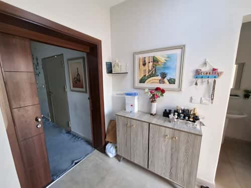 6 bedroom villa in Al Janadriyah 13