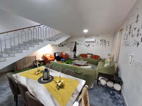 6 bedroom villa in Al Janadriyah 10