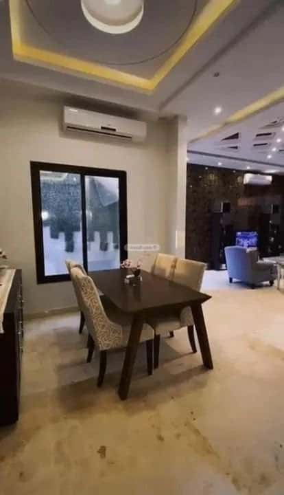 6 bedroom villa in Al Malqa 2
