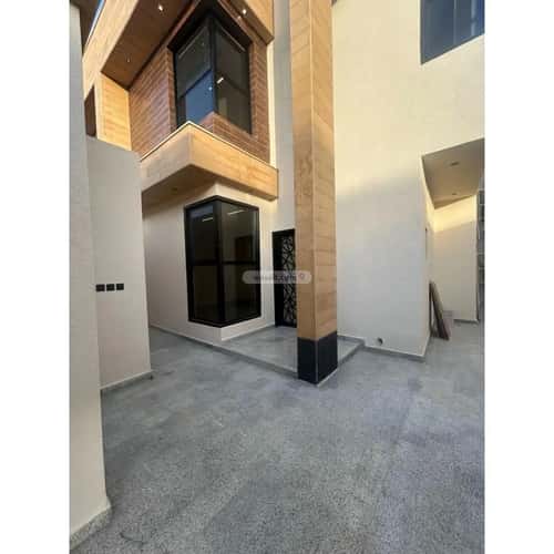 5 bedroom villa in Al Aridh 15