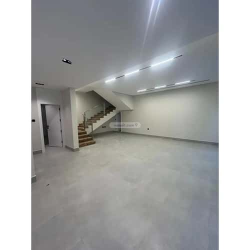5 bedroom villa in Al Aridh 10