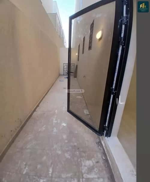 5 bedroom apartment in Al Hazm 3