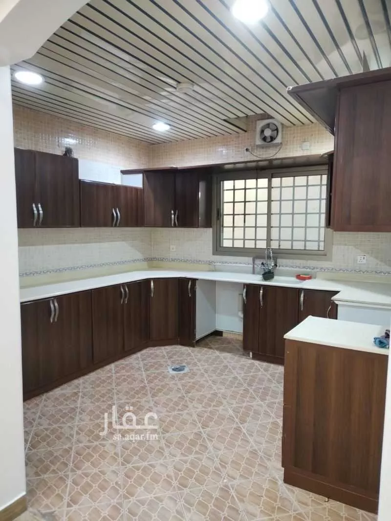 4 bedroom apartment in Al Jawharah, Eastern Province 7