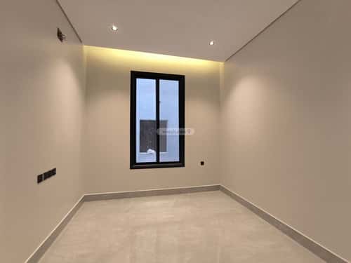 5 bedroom villa in Al Bayan 8