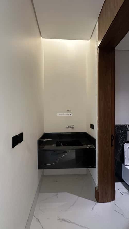 3 bedroom floor in Al Manar 1