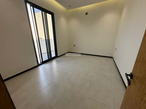4 bedroom floor in Al Janadriyah 4