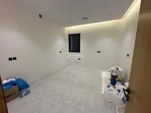 4 bedroom floor in Al Janadriyah 9