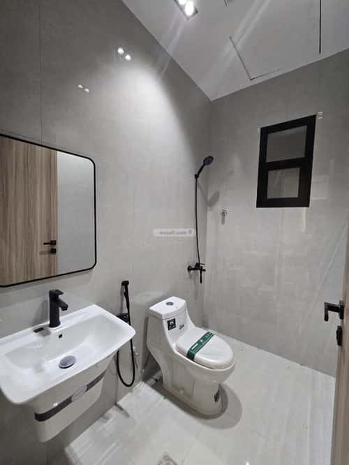 4 bedroom floor in Al Maizilah 2