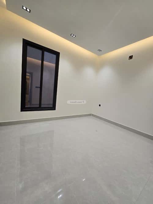 4 bedroom floor in Al Maizilah 11