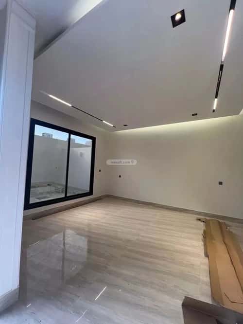 5 bedroom villa in Al Rimal 4