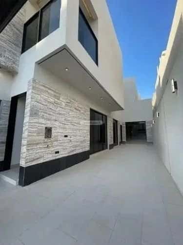 6 bedroom villa in Al Mahdiyyah 3