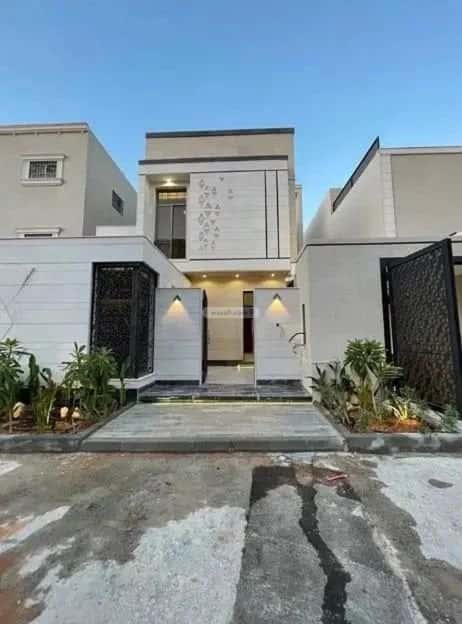 7 bedroom villa in Al Mahdiyyah 2
