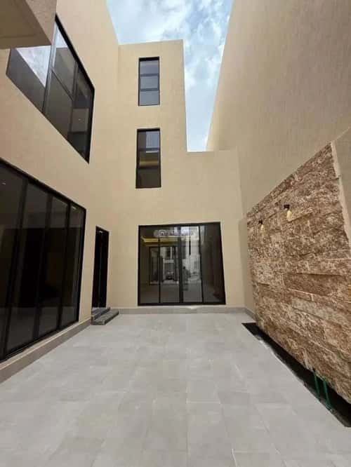 6 bedroom villa in Al Mahdiyyah 2