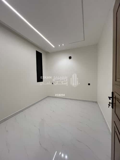 3 bedroom apartment in Al Rimal 8