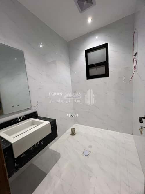 3 bedroom apartment in Al Rimal 4