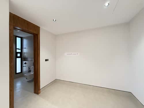 5 bedroom villa in Al Mahdiyyah 2