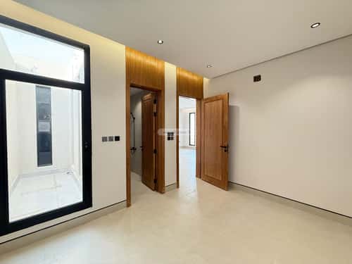 5 bedroom villa in Al Mahdiyyah 17