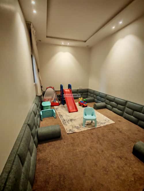 6 bedroom villa in Al Munsiyah 16