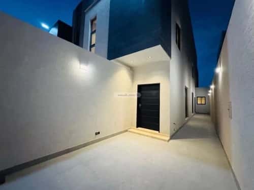 3 bedroom floor in Al Aridh 2