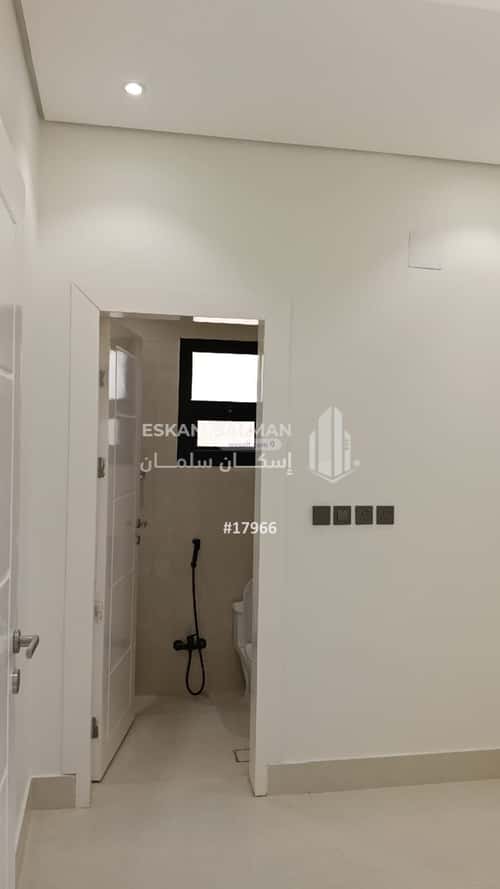 6 bedroom villa in Al Janadriyah 11