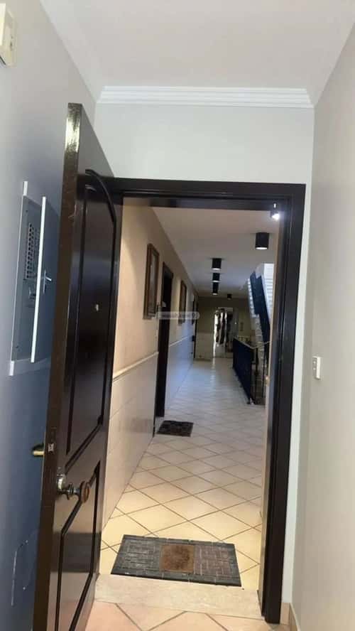 3 bedroom apartment in Hittin 4