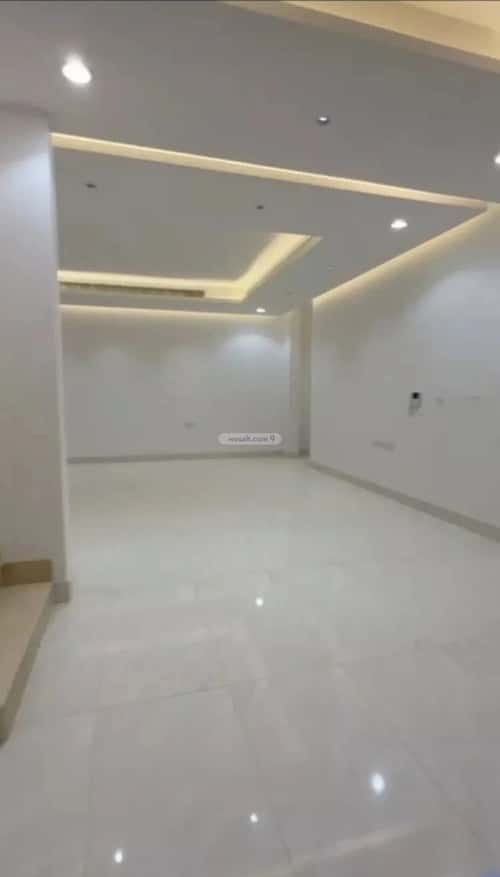 6 bedroom villa in Al Qairawan 8