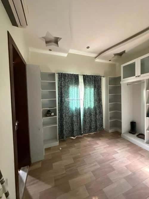 8 bedroom villa in Al Sahafah 8